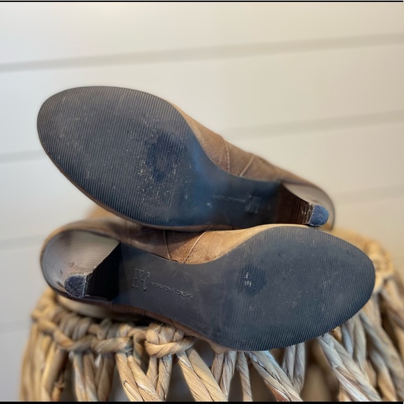 INC International Concepts Distressed Taupe Lester Boots - Picture 6 of 7